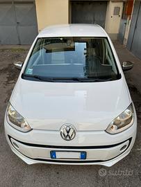 VW White Up!