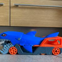 Hot Wheels - squalo trasportatore