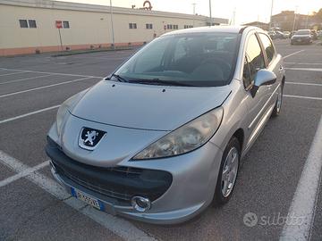 Peugeot 207 XS 1.4 Vti 95cv benzina Neopatentati 
