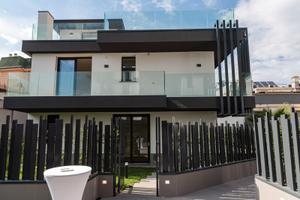 Garage Nuovo con Ricarica Auto Elettrica