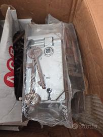 Serrature AGB nuove mai utilizzate