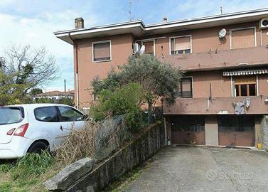 Immobile in asta di 149 m² con 3 locali a Robecche