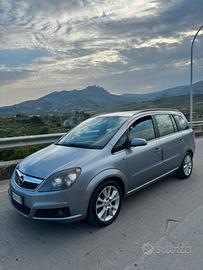 opel zafira 7 posti 2500€