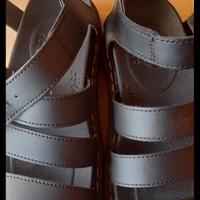 sandali Dr Martens 