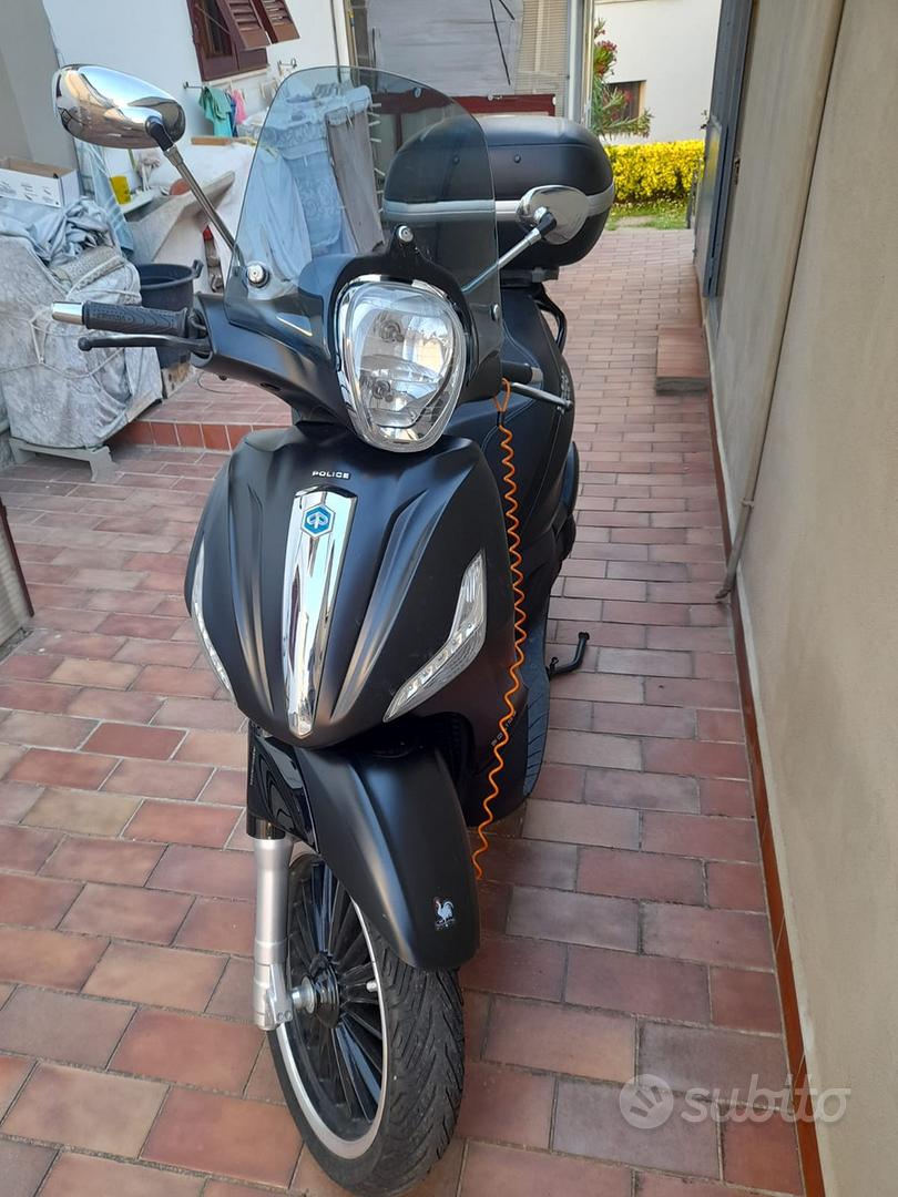 Motorcycles Piaggio Beverly 350 Police Usato Beverly Police Usato - Main Image