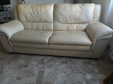 Diviani di pella  marca ( Natuzzi)