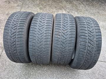 4. Gomme.  235 / 55 / R 19. M +S 
