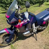Africa twin 750 rd04