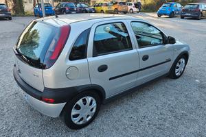 opel corsa 1.0cc clima
