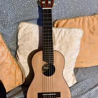 Guitalele Yamaha GL1