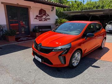 RENAULT Clio Full Hybrid E-Tech 145 CV 5 porte T