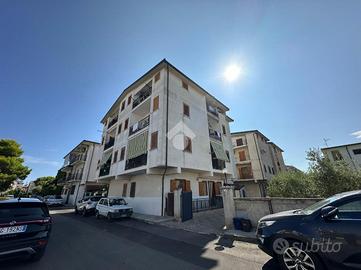 3 LOCALI A VILLAPIANA