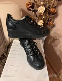 SCARPE DA DONNA “ GEOX “