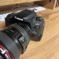 Canon Eos 77D