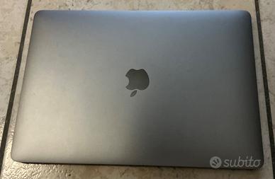 MacBook Air 13” M1 8GB RAM  – Perfette condizioni