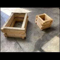 Fioriera in legno