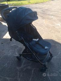 Passeggino pieghevole