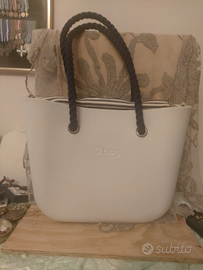 Borsa O Bag bianca e blu