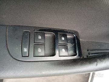 Pulsantiera anteriore sx Opel Zafira c tourer anno
