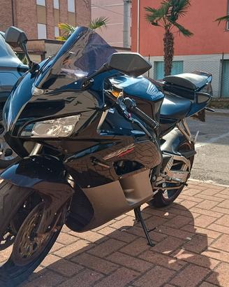 Honda Cbr 1000rr Fireblade 