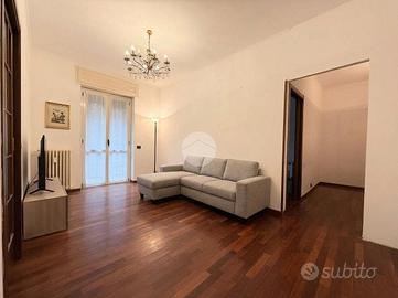 2 LOCALI A MILANO