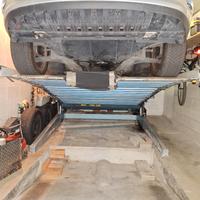 sollevatore auto per parcheggio box