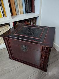 Mobiletto contenitore