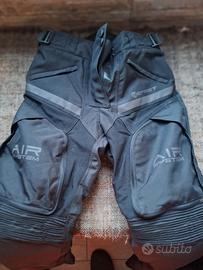 abbigliamento moto da donna 