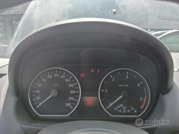 Quadro strumenti BMW 120 1995cc TD del 2006