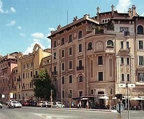 STANZA SINGOLA con BALCONE/ AD. METRO A e C