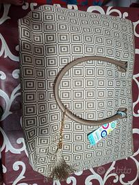 Borsa maxi Carpisa.