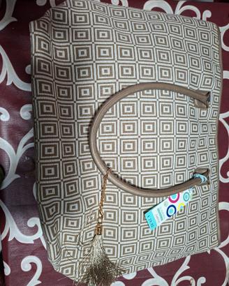 Borsa maxi Carpisa.