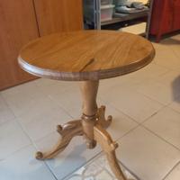 Tavolino in legno d'olivo