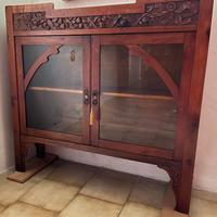 elegante mobile Liberty in ciliegio