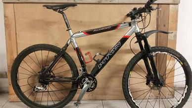 MTB telaio alluminio carboni