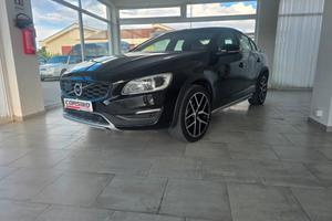 Volvo V60 Cross Country D4 Geartronic Summum