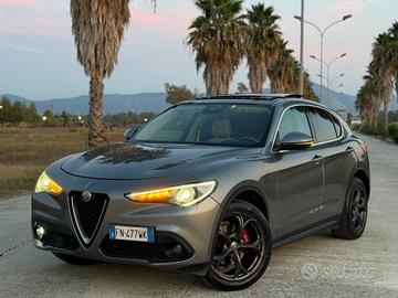 Stelvio 2.2 210 Tetto Garanzia Strafull Unica Perf