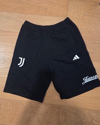 Pantaloni corti Juventus Adidas nuovi tagliaM