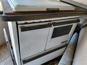 Cucina stufa a legna economica