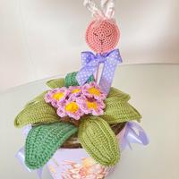 La primula e il coniglietto lavor.uncinetto a mano