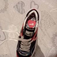 scarpe moschino 