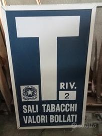 Insegna bifacciale luminosa