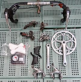 Campagnolo - Shimano - Simplex. Ricambi vari bici