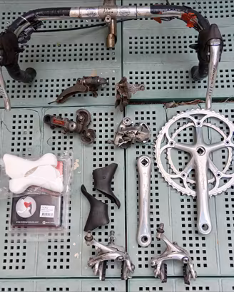 Campagnolo - Shimano - Simplex. Ricambi vari bici