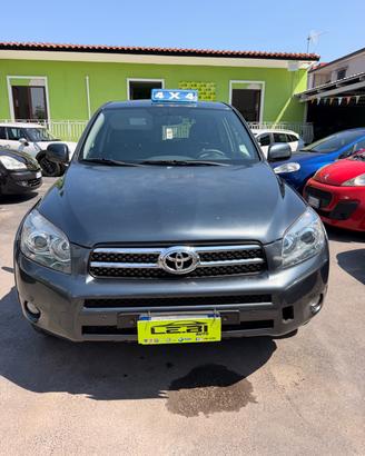 Toyota RAV 4 RAV4 2.2 D-4D 177 CV Luxury 4x4 PERFE