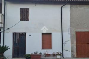 CASA DI CORTE A ZEVIO