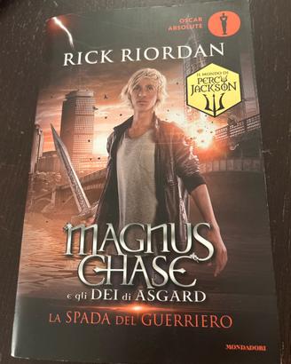 Libro magnus chase e hli dei di Asgard