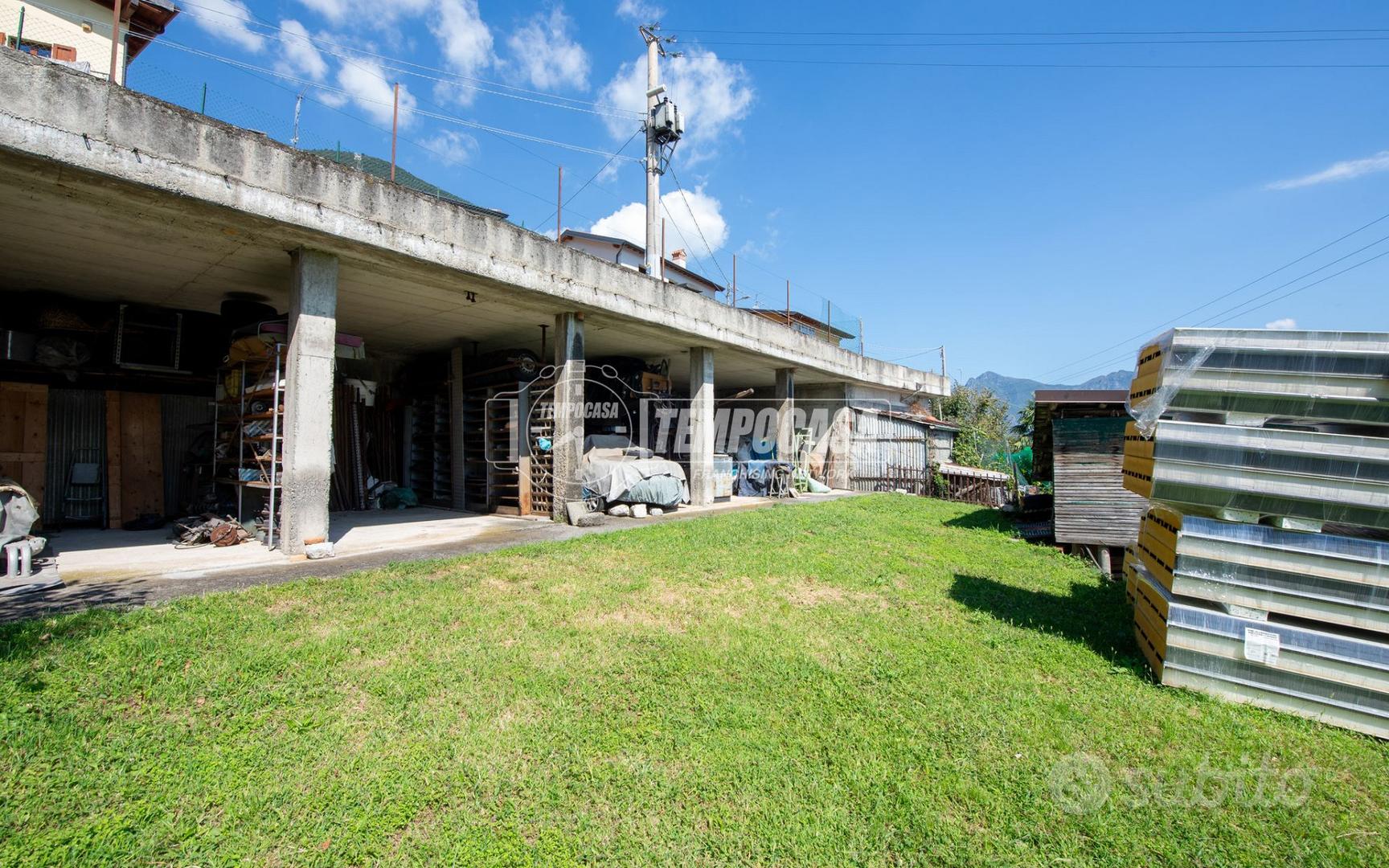TERRENO DI 900 MQ CON MAGAZZINO E VISTA PANORAMICA - Vista 6