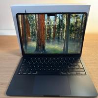 MacBook Air M2 256gb RAM 8gb