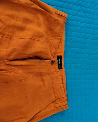 Pantalone vintage modello a zampa